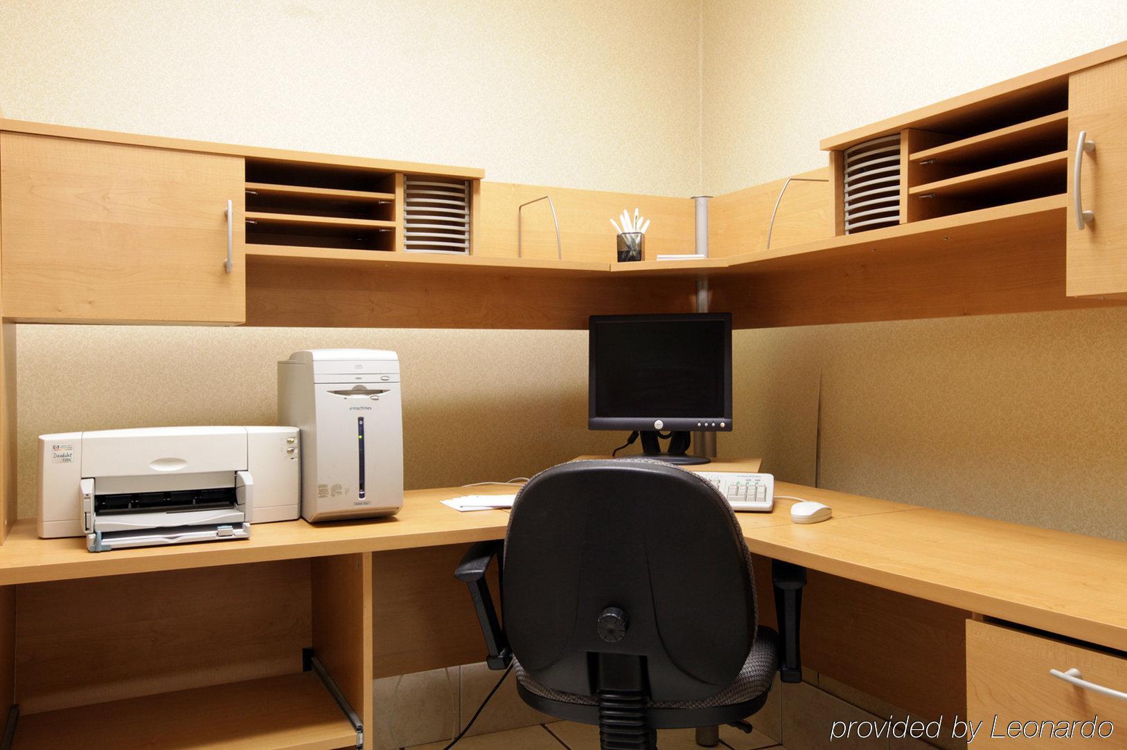 Lexington Suites Of Jonesboro Konforlar fotoğraf